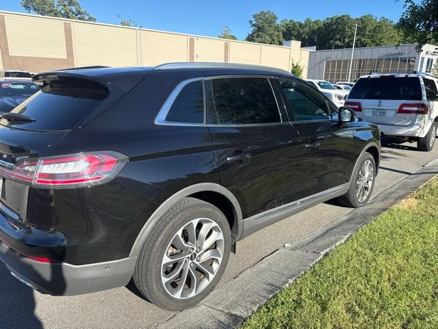 Used 2023 Lincoln Nautilus Reserve w/ Equipment Group 201A AWD/4WD image 3