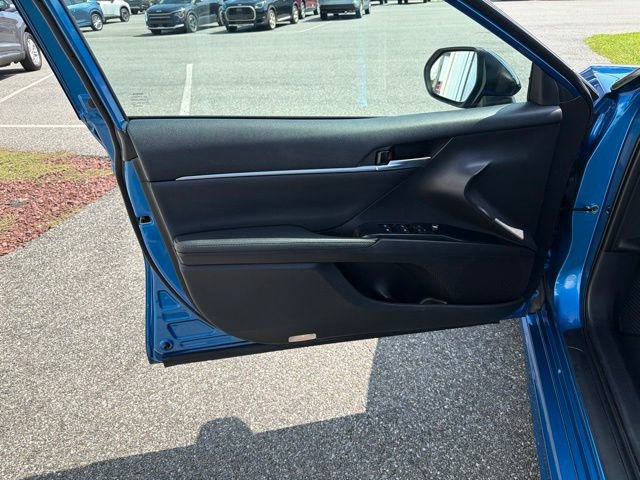 Used 2020 Toyota Camry XSE w/ Driver Assist Package FWD image 11