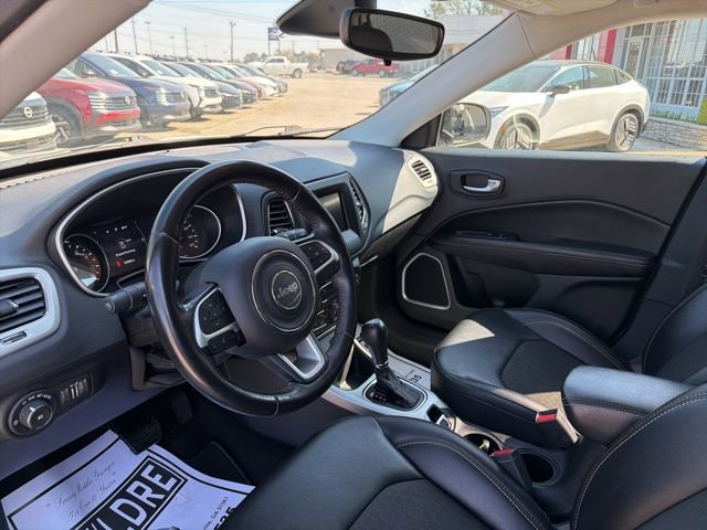 Used 2019 Jeep Compass Latitude image 10
