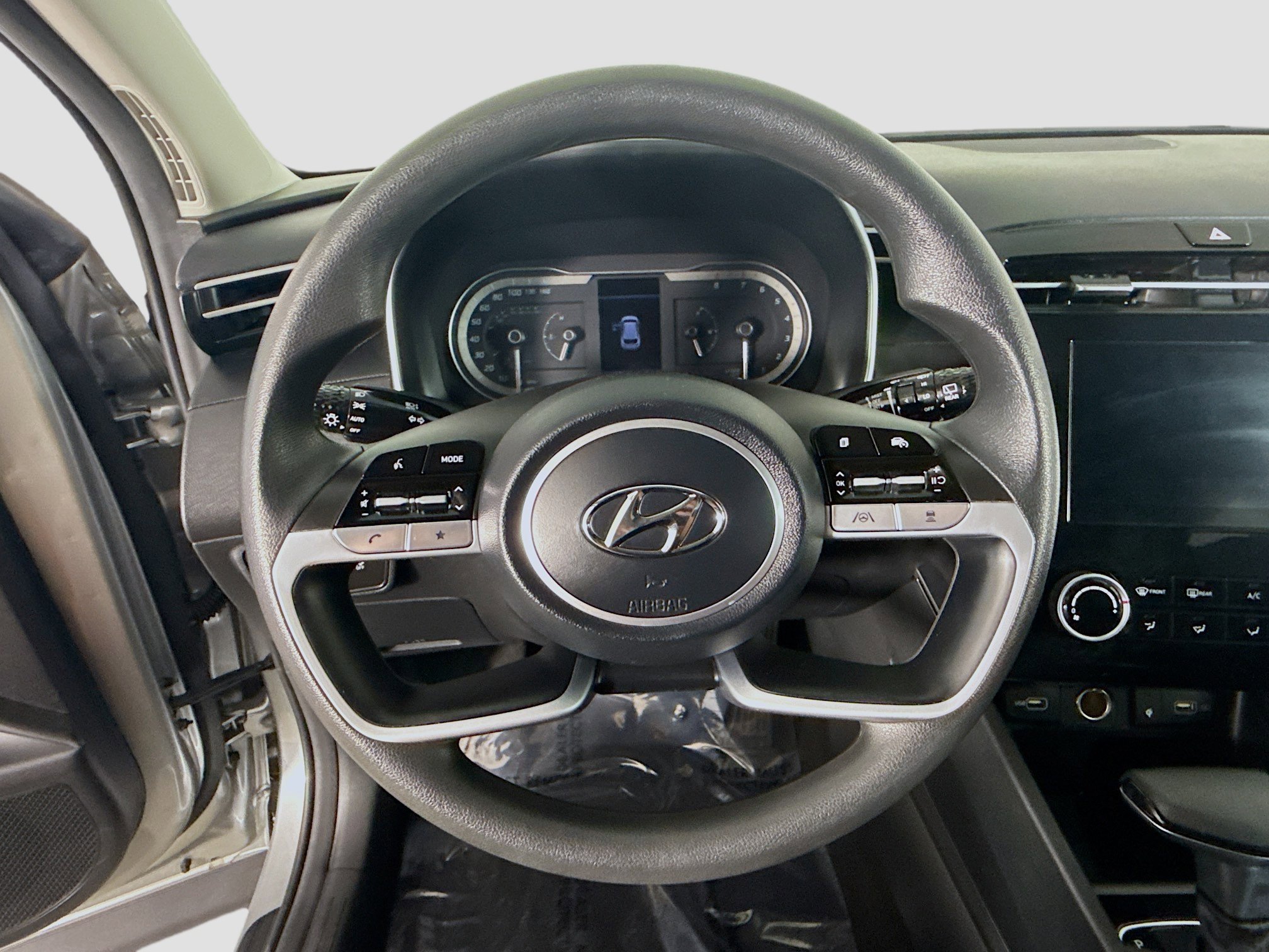 Used 2023 Hyundai Tucson SEL image 13