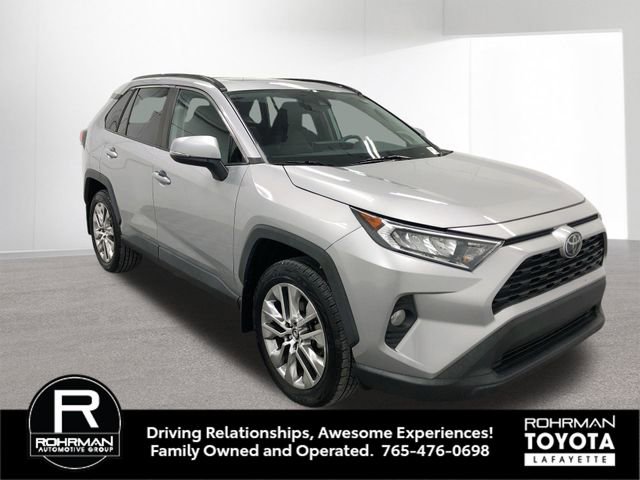 Used 2020 Toyota RAV4 XLE Premium AWD/4WD image 10