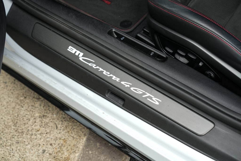 Certified 2024 Porsche 911 Carrera 4 GTS AWD/4WD image 21