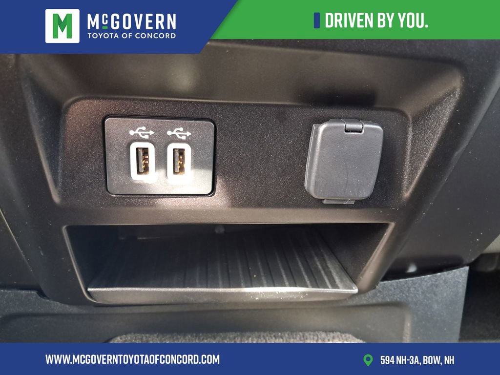 Used 2020 Ford F150 XLT w/ Equipment Group 302A Luxury AWD/4WD image 18