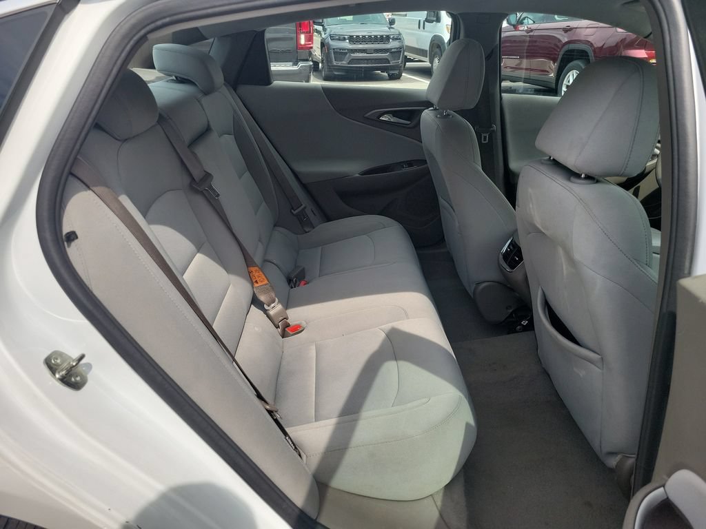 Used 2022 Chevrolet Malibu LT FWD image 33