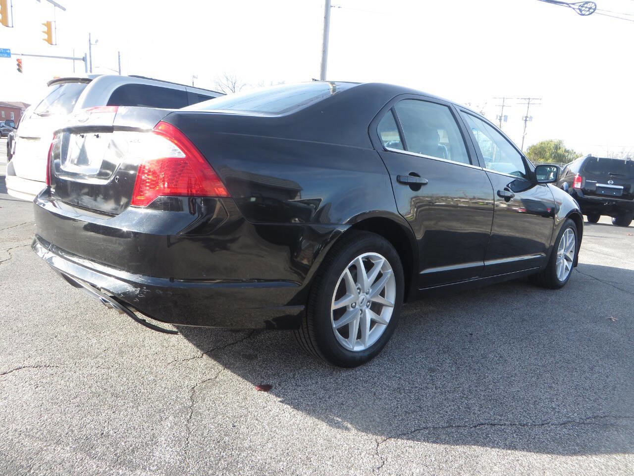 Used 2012 Ford Fusion SEL FWD image 2
