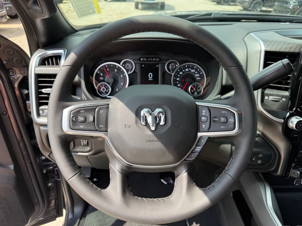 New 2027 RAM 2500 Big Horn AWD/4WD image 17