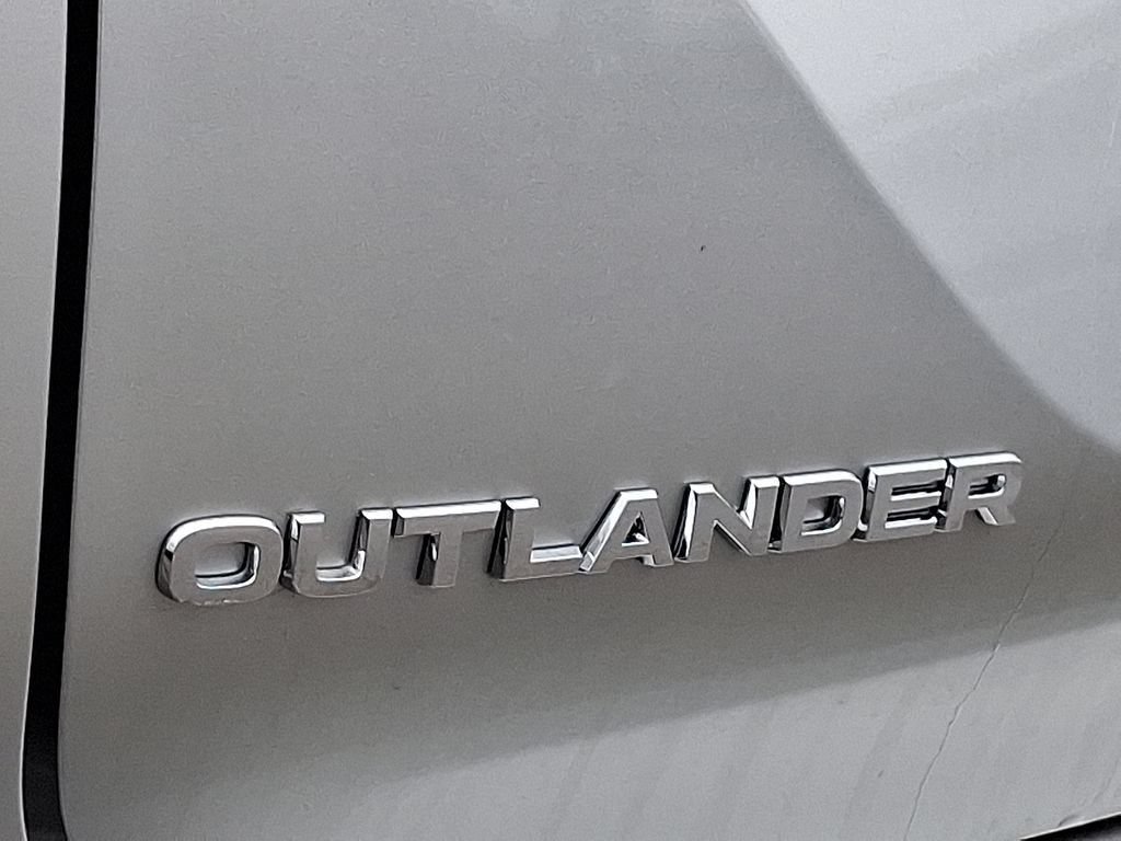New 2026 Mitsubishi Outlander SE AWD/4WD image 11