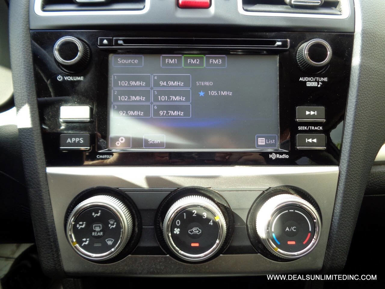 Used 2016 Subaru Crosstrek 2.0i Premium image 12