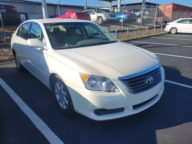 Used 2009 Toyota Avalon XL image 1
