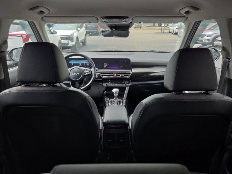 Used 2024 Kia Seltos S AWD/4WD image 11