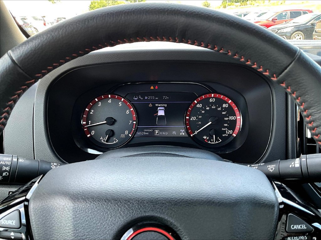 Used 2026 Nissan Frontier PRO-4X AWD/4WD image 16