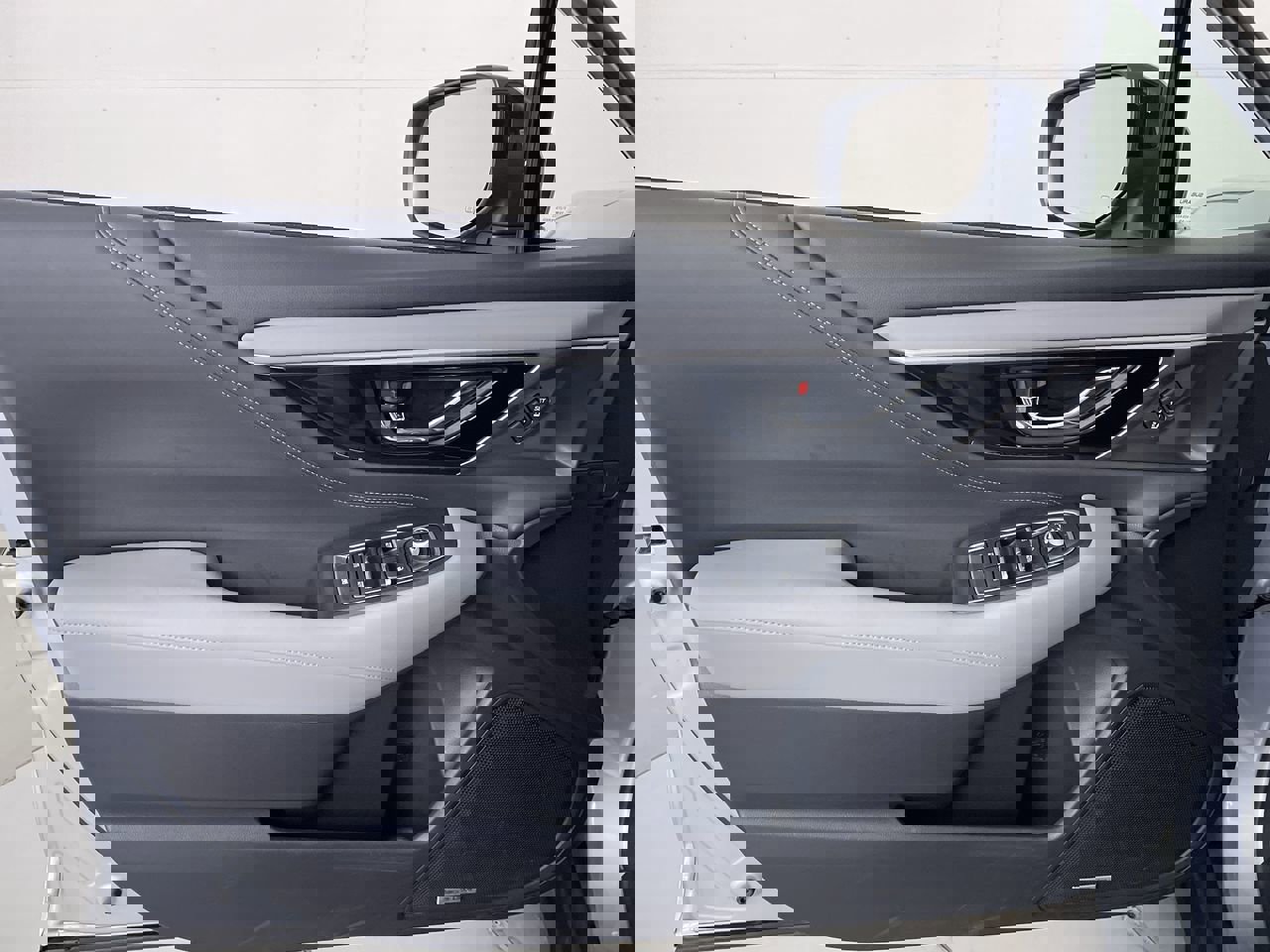 Used 2020 Subaru Outback Limited image 10