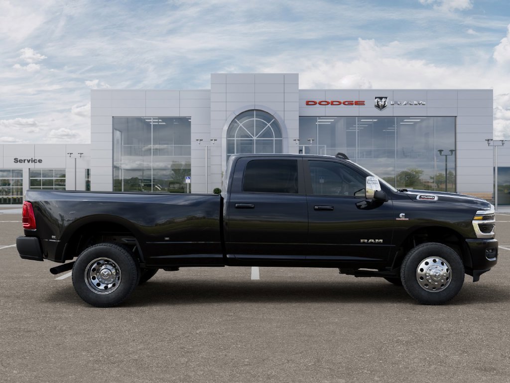 New 2026 RAM 3500 Laramie w/ Max Tow Package AWD/4WD image 22