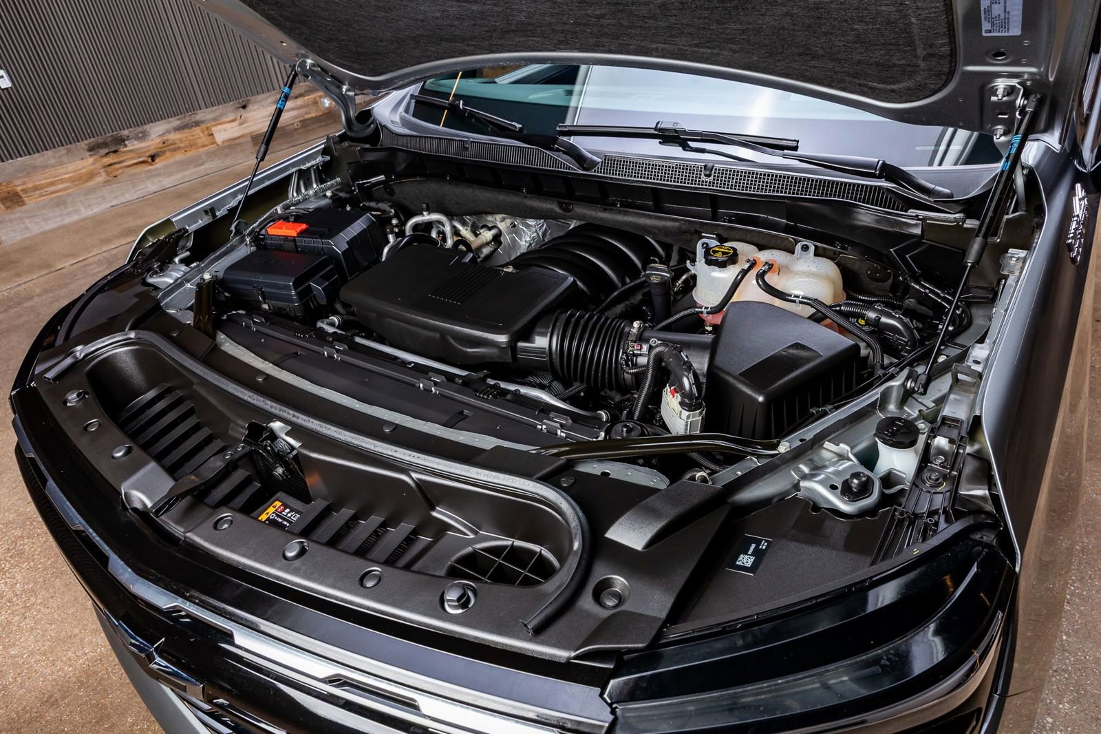 Used 2025 Chevrolet Tahoe High Country AWD/4WD image 41