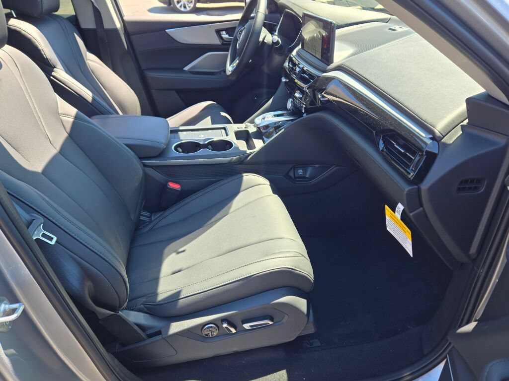 Used 2026 Acura MDX SH-AWD image 7