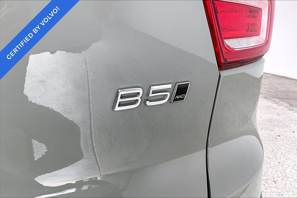 Certified 2025 Volvo XC40 B5 Plus AWD/4WD image 42