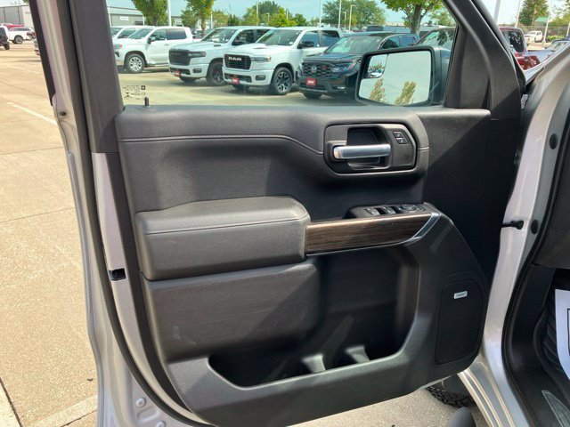 Used 2020 Chevrolet Silverado 1500 LT Trail Boss AWD/4WD image 10
