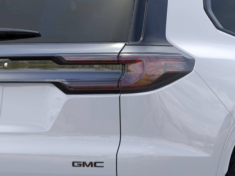 New 2026 GMC Acadia Denali Ultimate w/ LPO, Floor Liner Package AWD/4WD image 11