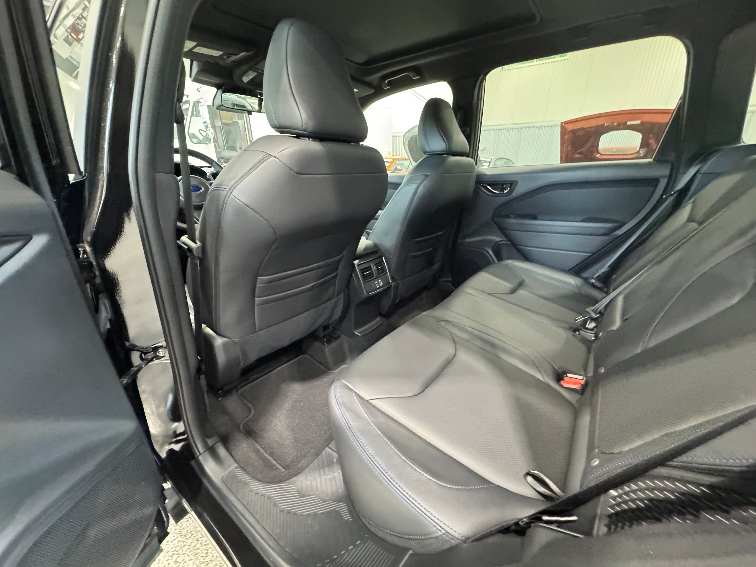Used 2025 Subaru Forester Limited AWD/4WD image 12
