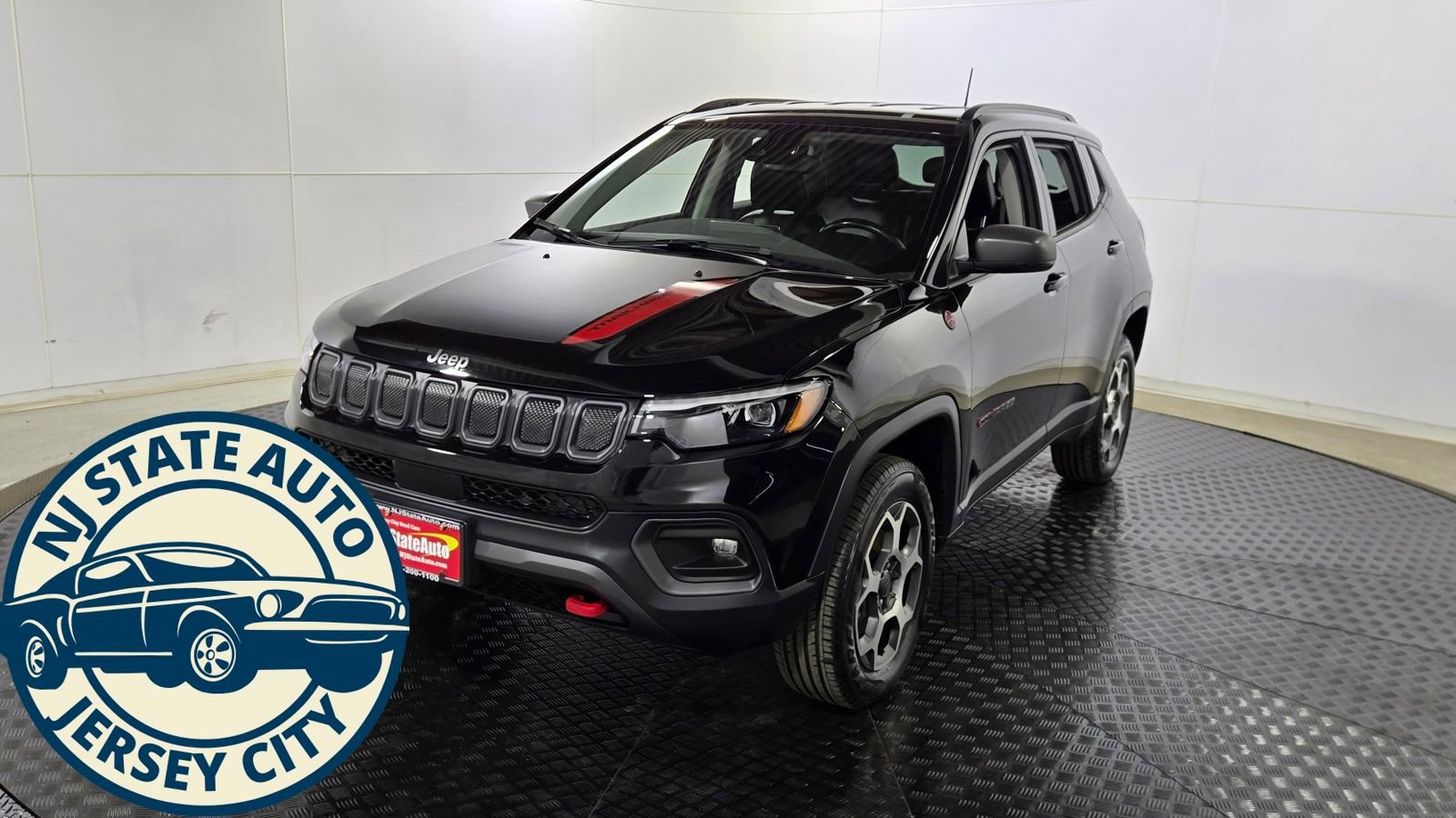 Used 2022 Jeep Compass Trailhawk w/ Trailhawk Elite Group image 3