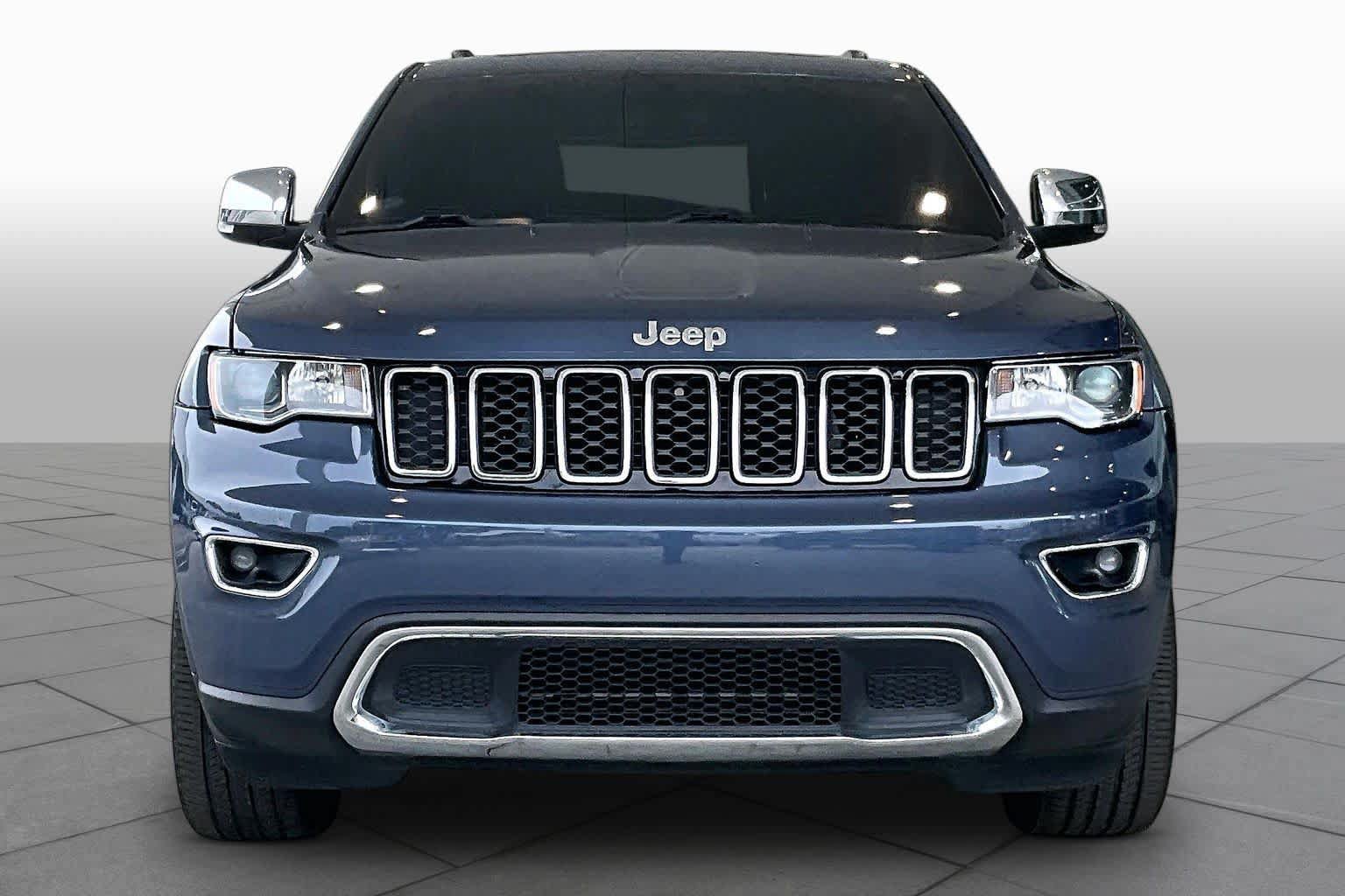 Used 2021 Jeep Grand Cherokee Limited RWD image 3