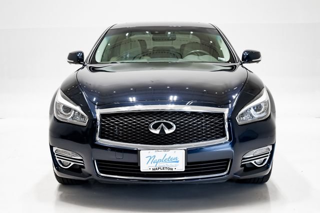 Used 2016 INFINITI Q70 3.7 AWD/4WD image 4