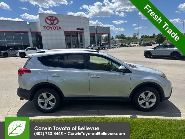 Used 2014 Toyota RAV4 XLE AWD/4WD video 2