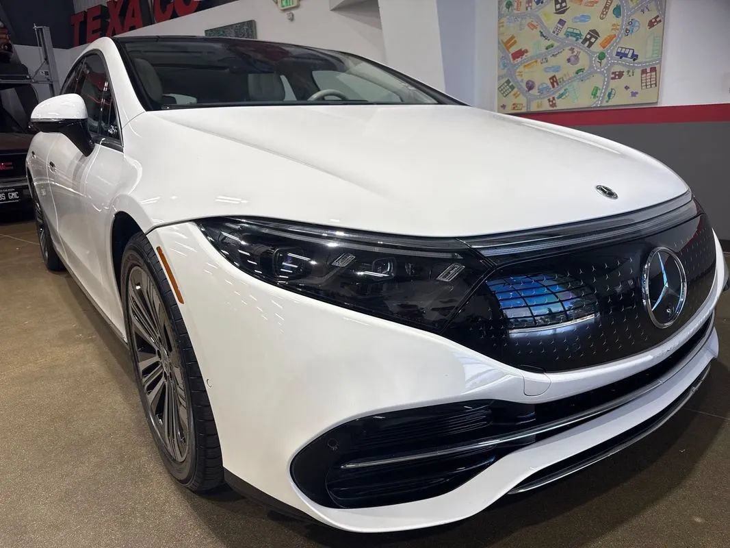 Used 2022 Mercedes-Benz EQS 450+ Sedan image 63