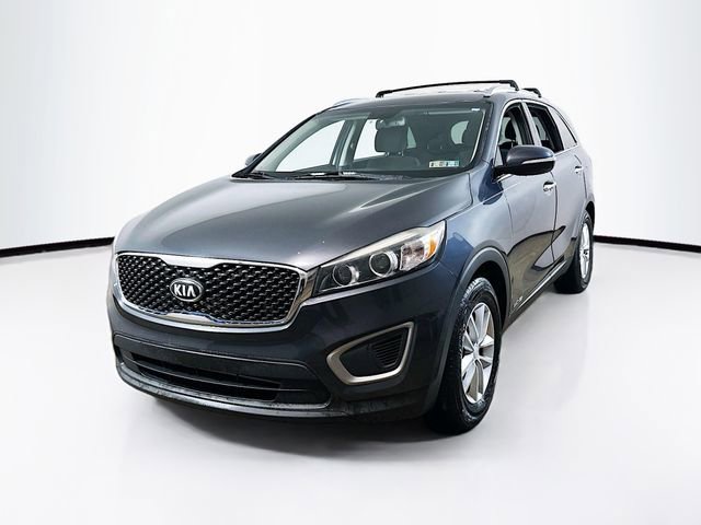 Used 2017 Kia Sorento LX w/ LX V6 Convenience Package image 3