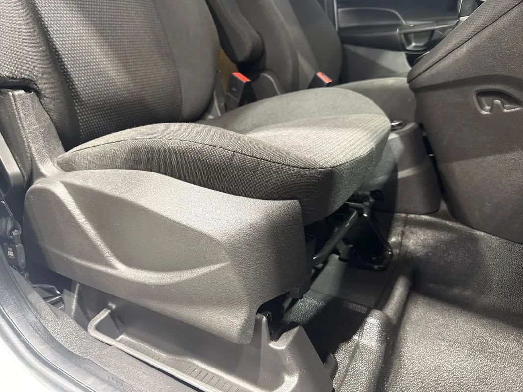 Used 2014 Ford Transit Connect XL FWD image 80