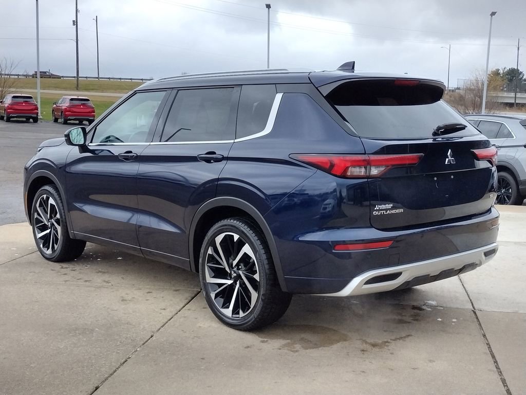 Used 2022 Mitsubishi Outlander SEL image 7