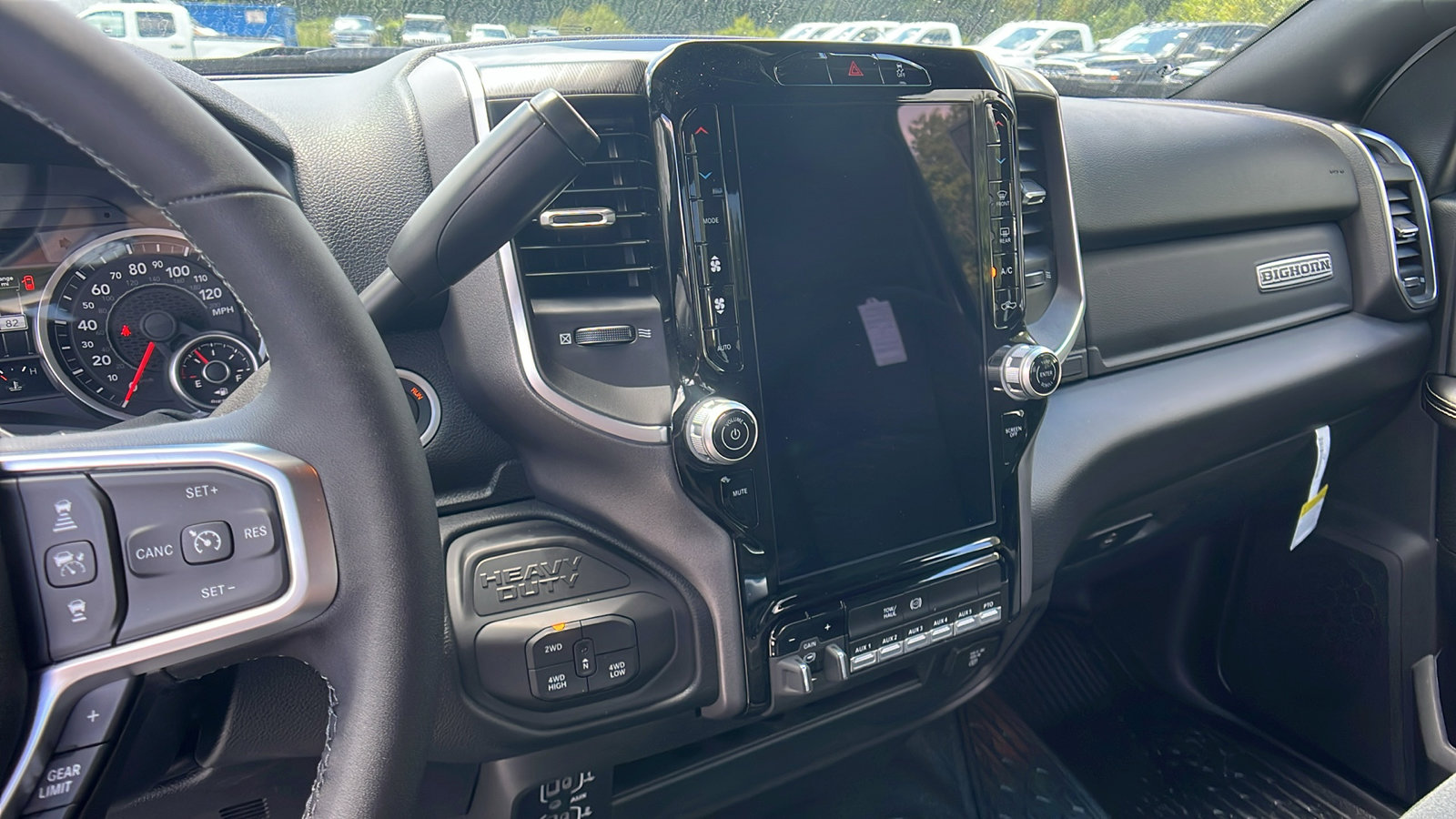 New 2025 RAM 5500 4x4 Regular Cab image 23