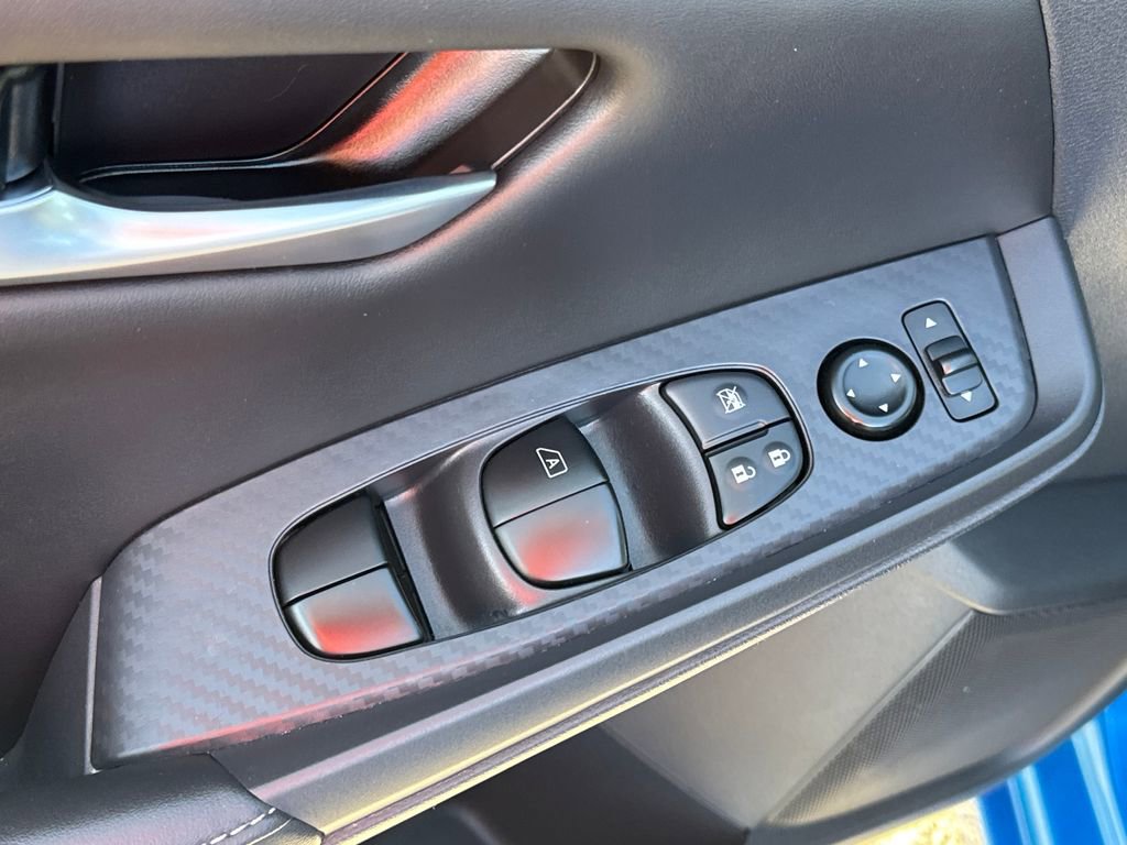 Used 2025 Nissan Sentra SV image 12