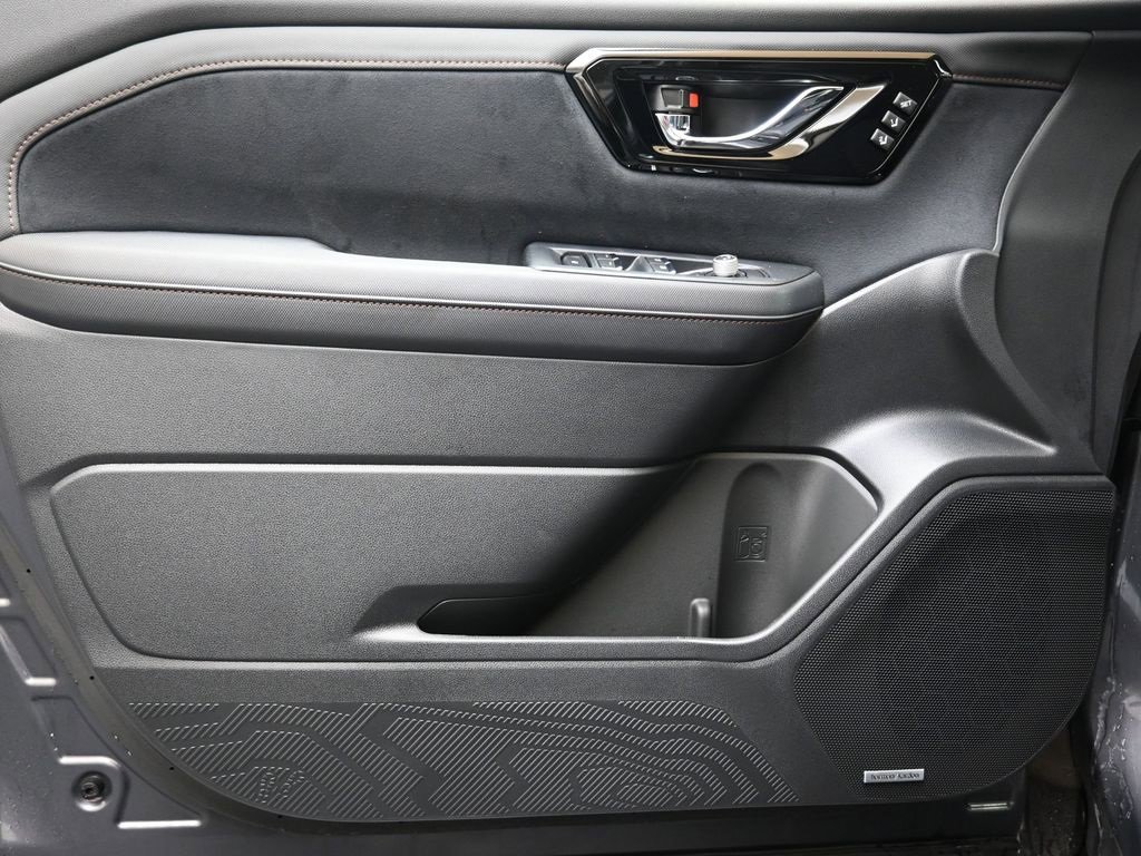 New 2025 Subaru Forester Touring image 23