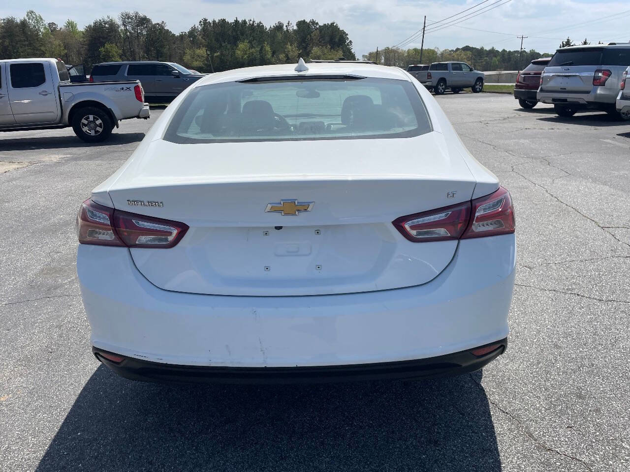 Used 2022 Chevrolet Malibu LT FWD image 4