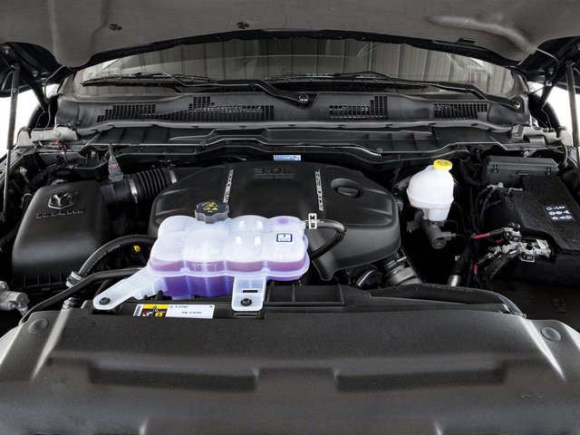 Used 2017 RAM 1500 Laramie w/ Convenience Group image 16