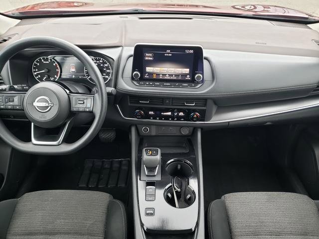 Used 2023 Nissan Rogue SV image 16