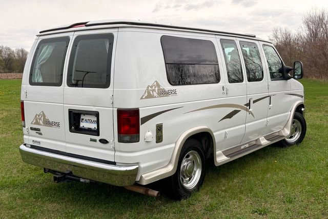 Used 2010 Ford E-150 and Econoline 150 RWD image 5