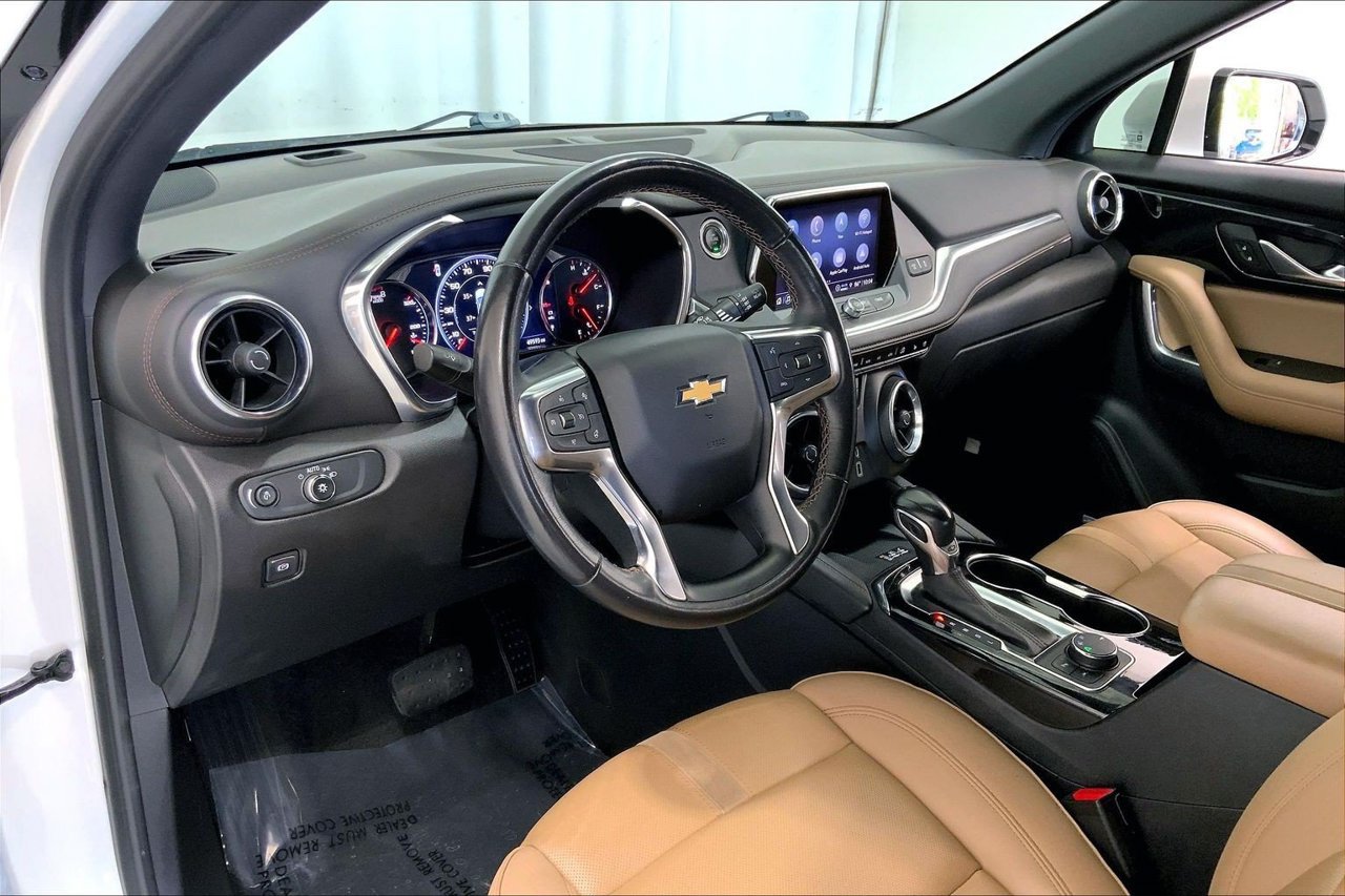 Used 2021 Chevrolet Blazer Premier w/ Driver Confidence II Package FWD image 14