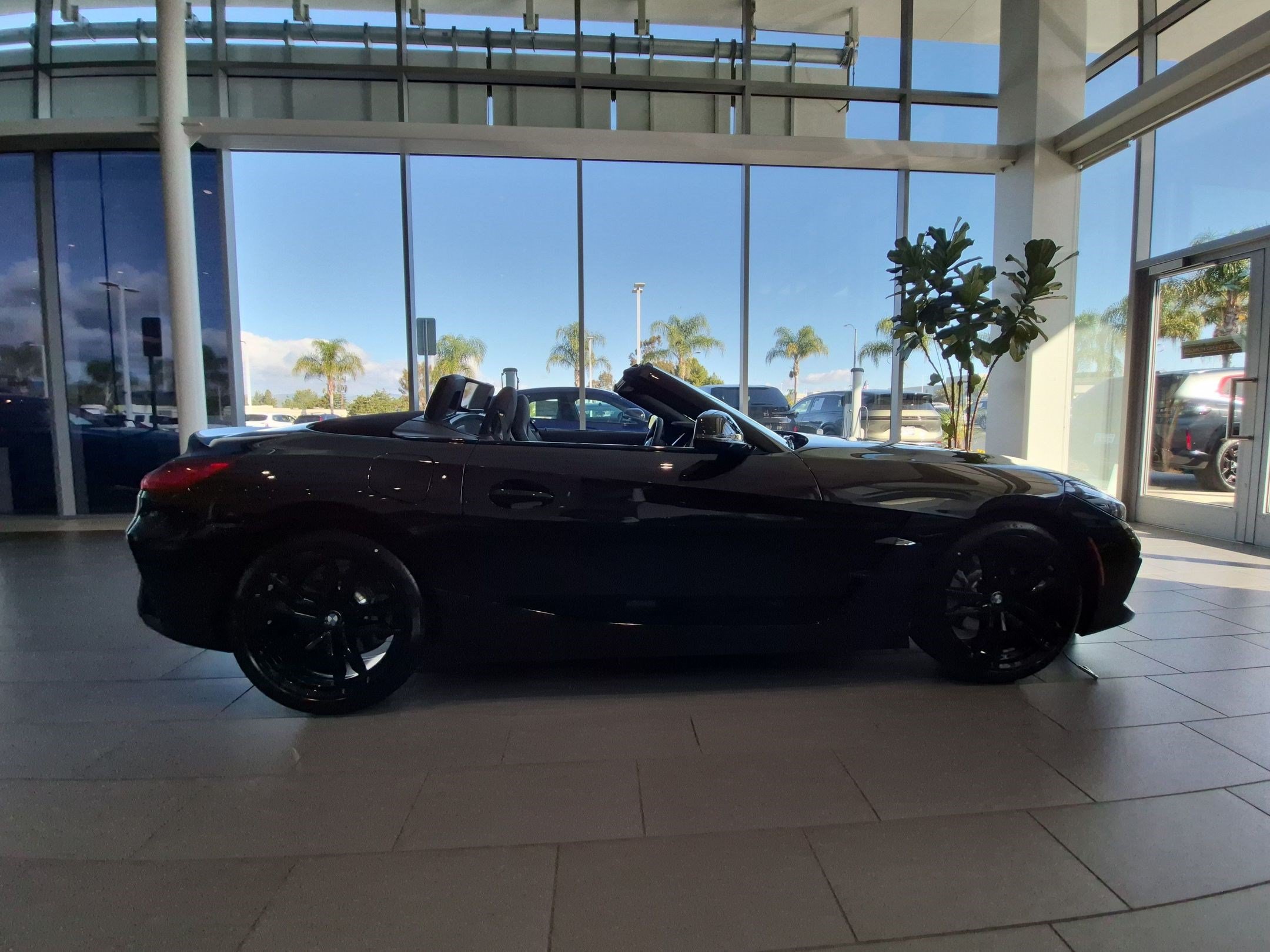 New 2026 BMW Z4 sDrive30i w/ Shadowloine Package RWD image 11