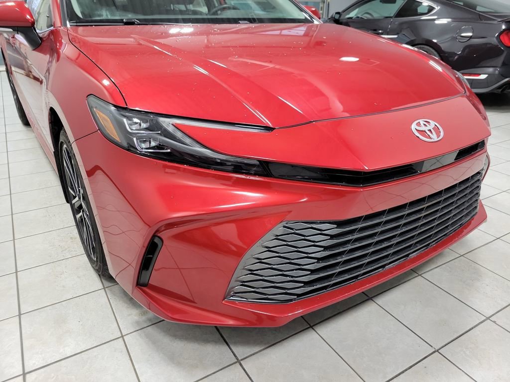 Used 2025 Toyota Camry XLE image 22