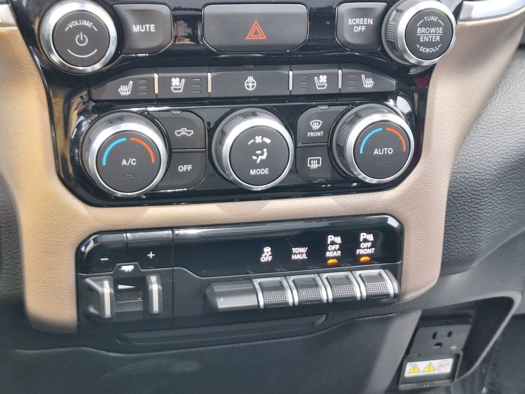 Used 2019 RAM 1500 Laramie image 23