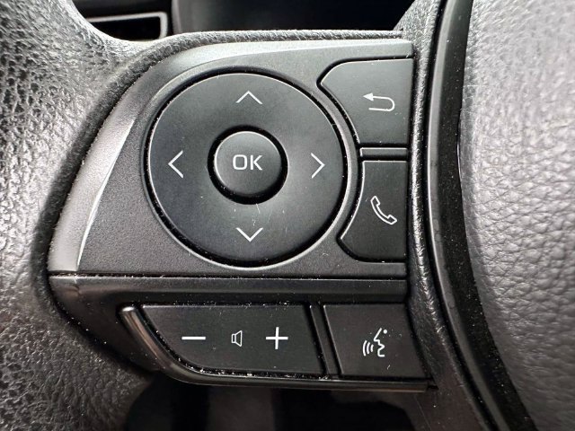 Used 2023 Toyota RAV4 LE AWD/4WD image 27