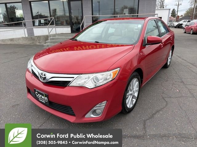 Used 2014 Toyota Camry XLE w/ Leather Package FWD image 1