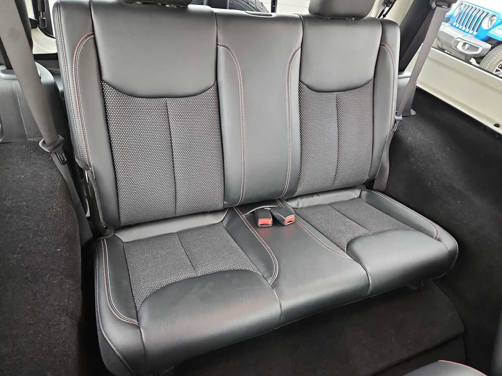 Used 2017 Jeep Wrangler 75th Anniversary image 19