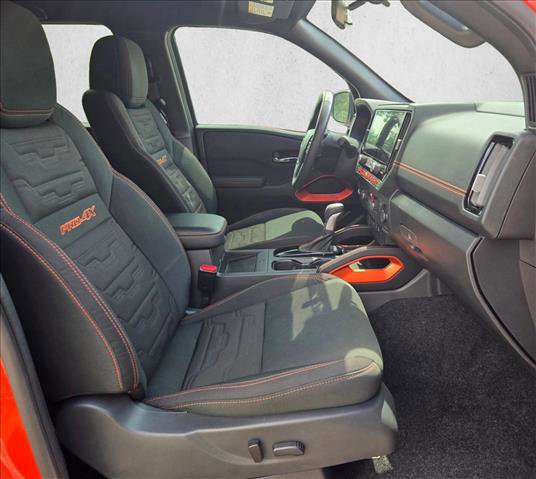 Used 2025 Nissan Frontier PRO-4X w/ Pro Convenience Package AWD/4WD image 18