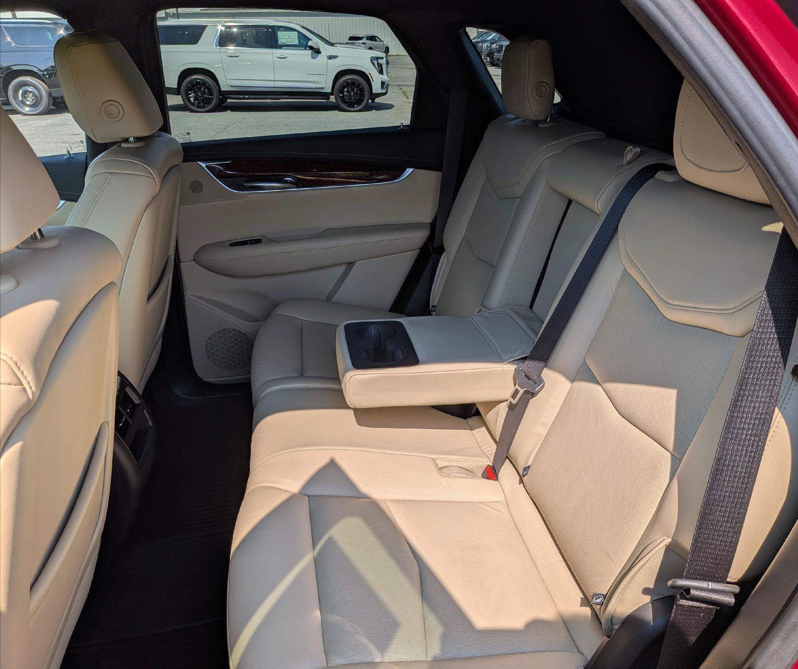 Used 2019 Cadillac XT5 Premium Luxury AWD/4WD image 22