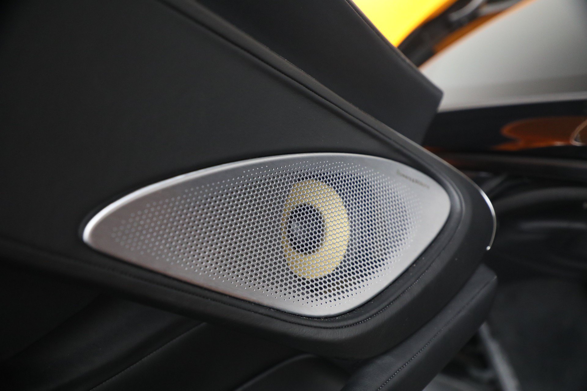 Used 2023 McLaren GT RWD image 23