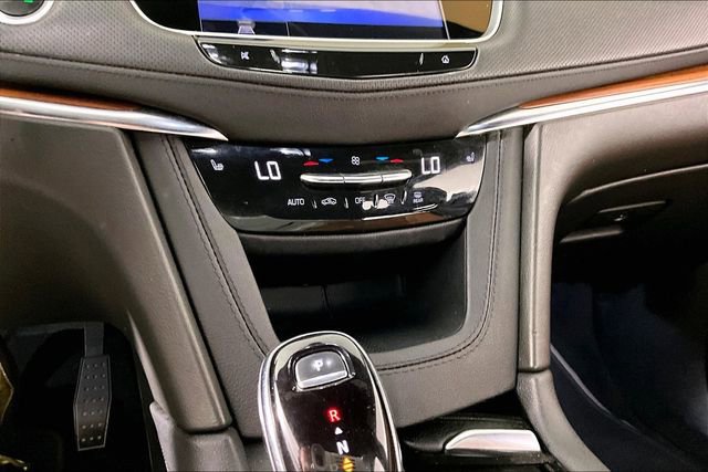 Used 2023 Cadillac XT5 Premium Luxury FWD image 14