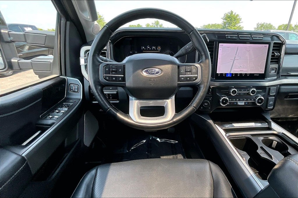Used 2024 Ford F250 Lariat AWD/4WD image 11